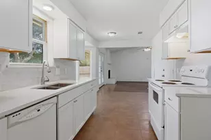 6413 Melinda Ct, Watauga, TX 76148 - Photo 11