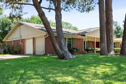815 Vail Drive, Arlington, TX 76012 - Photo 3