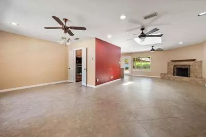 815 Vail Drive, Arlington, TX 76012 - Photo 9