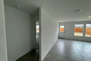 7728 Skier Dr, McKinney, TX 75071 - Photo 9
