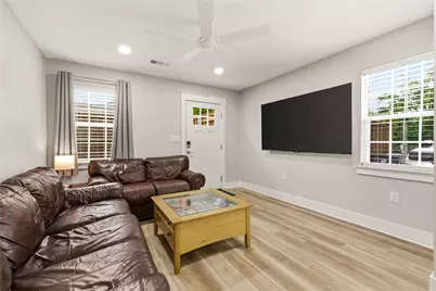 5701 Velasco Avenue, Dallas, TX 75206 - Photo 29