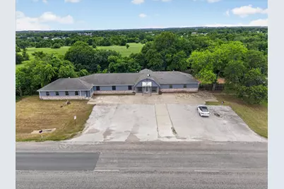936 E Highway 199, Springtown, TX 76082 - Photo 35