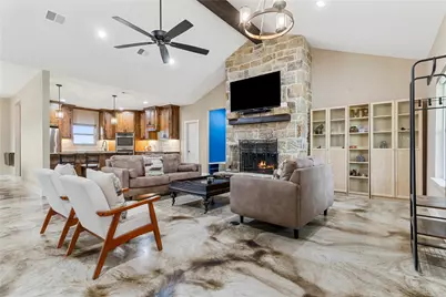 139 Kriston Lane, Springtown, TX 76082 - Photo 5