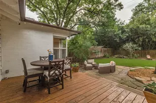 9938 Losa Dr, Dallas, TX 75218 - Photo 19