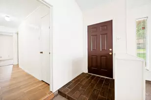 3544 Esplendor Ave, Irving, TX 75062 - Photo 3