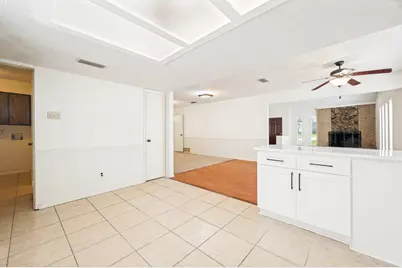 3544 Esplendor Avenue, Irving, TX 75062 - Photo 9