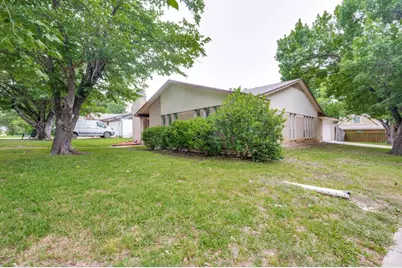 3544 Esplendor Avenue, Irving, TX 75062 - Photo 25