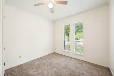 3544 Esplendor Avenue, Irving, TX 75062 - Photo 15