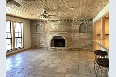 4909 Boulder Lake Road, Fort Worth, TX 76103 - Photo 3