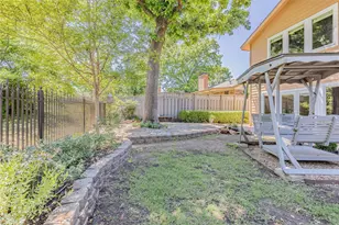 1814 Oak Creek Dr, Sherman, TX 75092 - Photo 33