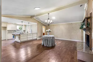 1814 Oak Creek Dr, Sherman, TX 75092 - Photo 5