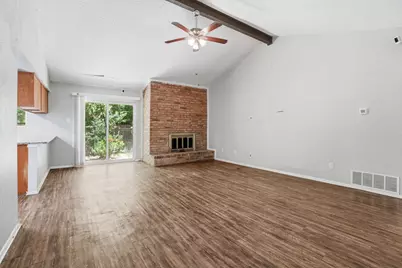 1137 Meadow Creek Court, Lancaster, TX 75146 - Photo 11
