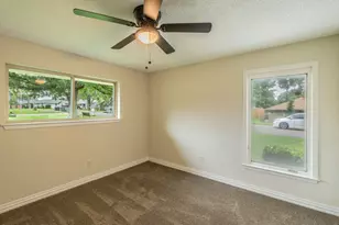 1000 Briarcliff Dr, Arlington, TX 76012 - Photo 19