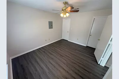 219 Bryan Street #100, Denton, TX 76201 - Photo 9
