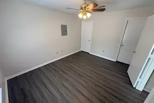 219 Bryan St, Denton, TX 76201 - Photo 9