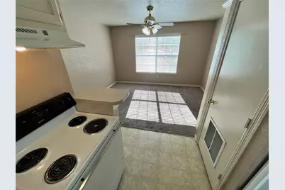 219 Bryan Street #100, Denton, TX 76201 - Photo 7