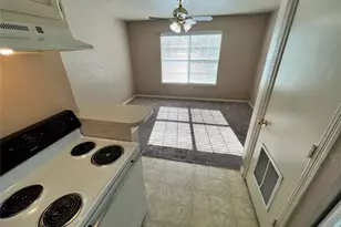 219 Bryan St, Denton, TX 76201 - Photo 7
