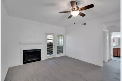 3607 W Northgate Drive #114, Irving, TX 75062 - Photo 11