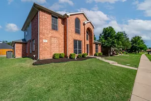 1011 Aylesbury Dr, Allen, TX 75002 - Photo 1