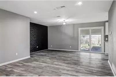 331 Merribrook Trail, Duncanville, TX 75116 - Photo 9