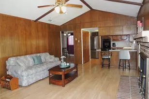 953 Meadowdale Cir, Garland, TX 75043 - Photo 9