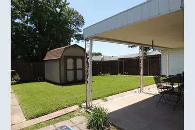 953 Meadowdale Circle, Garland, TX 75043 - Photo 31