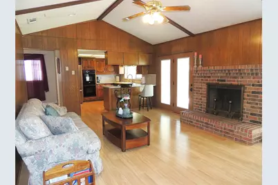 953 Meadowdale Circle, Garland, TX 75043 - Photo 7
