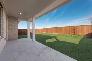 849 Blue Fescue Rd, Fort Worth, TX 76247 - Photo 27
