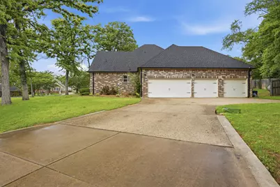 1107 Kiowa Drive E, Lake Kiowa, TX 76240 - Photo 33