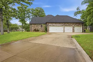 1107 Kiowa Dr E, Lake Kiowa, TX 76240 - Photo 33