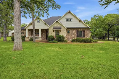 1107 Kiowa Drive E, Lake Kiowa, TX 76240 - Photo 1