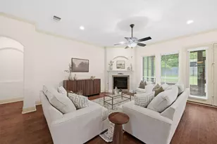 1107 Kiowa Dr E, Lake Kiowa, TX 76240 - Photo 9