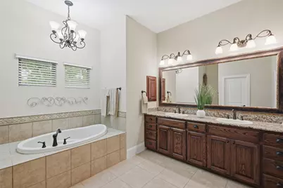 1107 Kiowa Drive E, Lake Kiowa, TX 76240 - Photo 23
