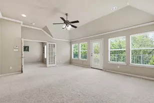 201 Fountainview Dr, Euless, TX 76039 - Photo 19