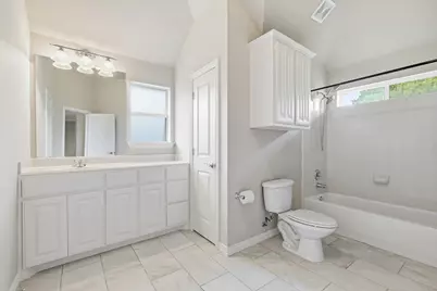 201 Fountainview Drive, Euless, TX 76039 - Photo 29