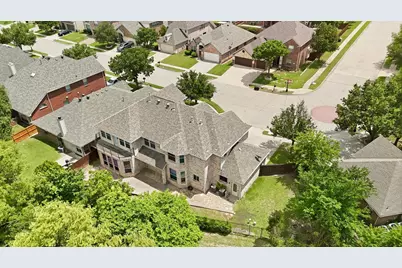 201 Fountainview Drive, Euless, TX 76039 - Photo 5