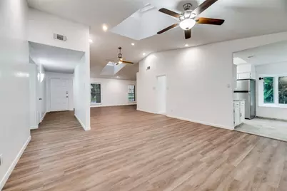 3940 Dalgreen Circle, Dallas, TX 75214 - Photo 9