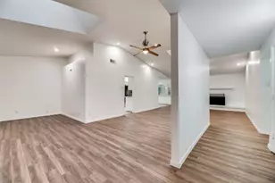 3940 Dalgreen Cir, Dallas, TX 75214 - Photo 5