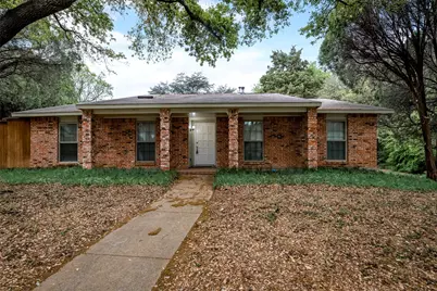 3940 Dalgreen Circle, Dallas, TX 75214 - Photo 3