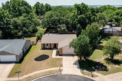 7500 Kingsmill Terrace, Fort Worth, TX 76112 - Photo 23