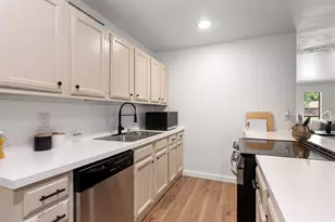7500 Kingsmill Terrace, Fort Worth, TX 76112 - Photo 11