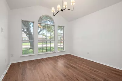 6708 Stockton Drive, Fort Worth, TX 76132 - Photo 3