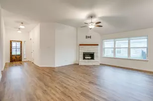 3125 Arbor View Dr, Burleson, TX 76028 - Photo 5