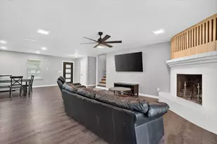 4041 Burleson Retta Rd, Burleson, TX 76028 - Photo 9