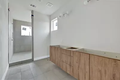 1319 Madrigal Parkway, Dallas, TX 75206 - Photo 13
