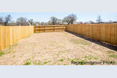 608 E 3rd Street, Bonham, TX 75418 - Photo 13