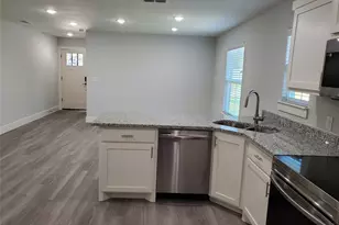 608 E 3rd St, Bonham, TX 75418 - Photo 3