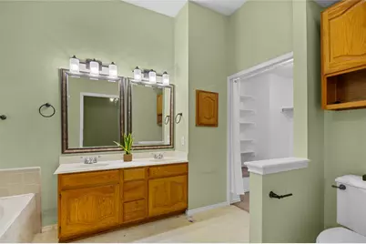 2726 Crosslands Drive, Garland, TX 75040 - Photo 15