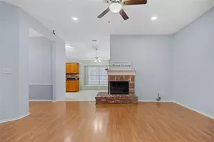 2726 Crosslands Dr, Garland, TX 75040 - Photo 7