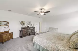 451 Tristin Ln, Waxahachie, TX 75167 - Photo 17